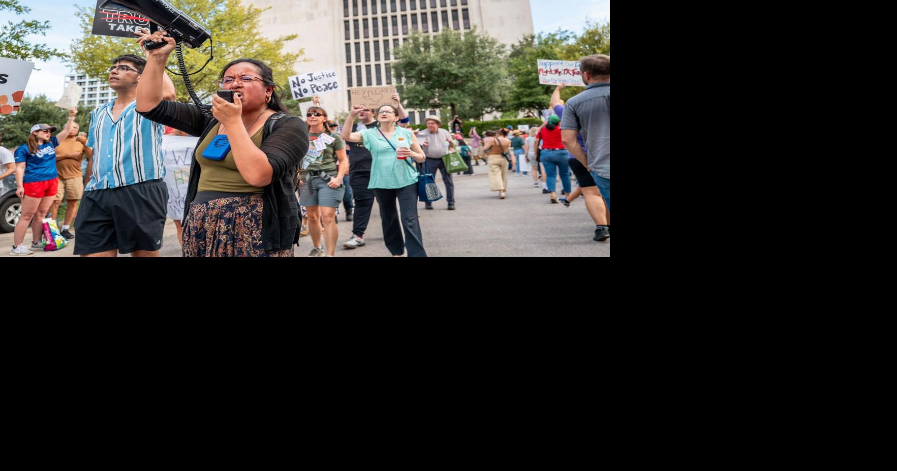 Demonstrators protest Trump-backed redistricting plans at over 200 ...