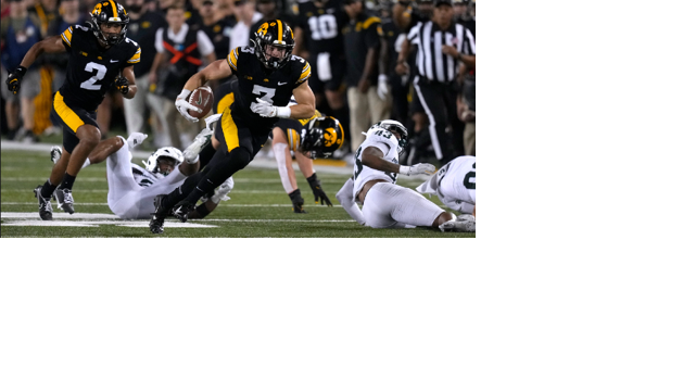Cooper DeJean, with picks and punt returns, does it all for Hawkeyes on defense and special teams - Vimarsana News