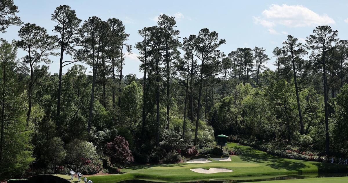 What it's like to be an amateur golfer at one of the sport's greatest events