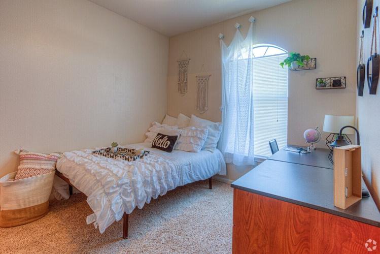 Javelina Station bedroom in 2x2 apartment Other