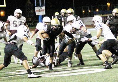 Bulls Battle Sinton In Season S First Scrimmage Sports
