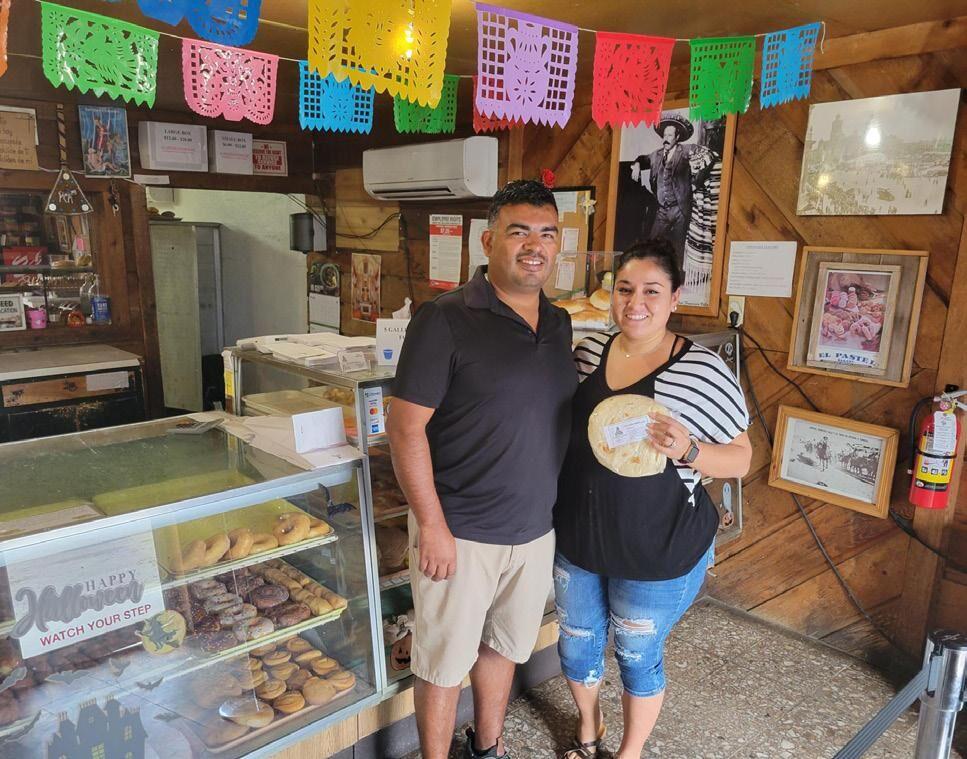 El Pastel Bakery Serving family pastries for almost 40 years