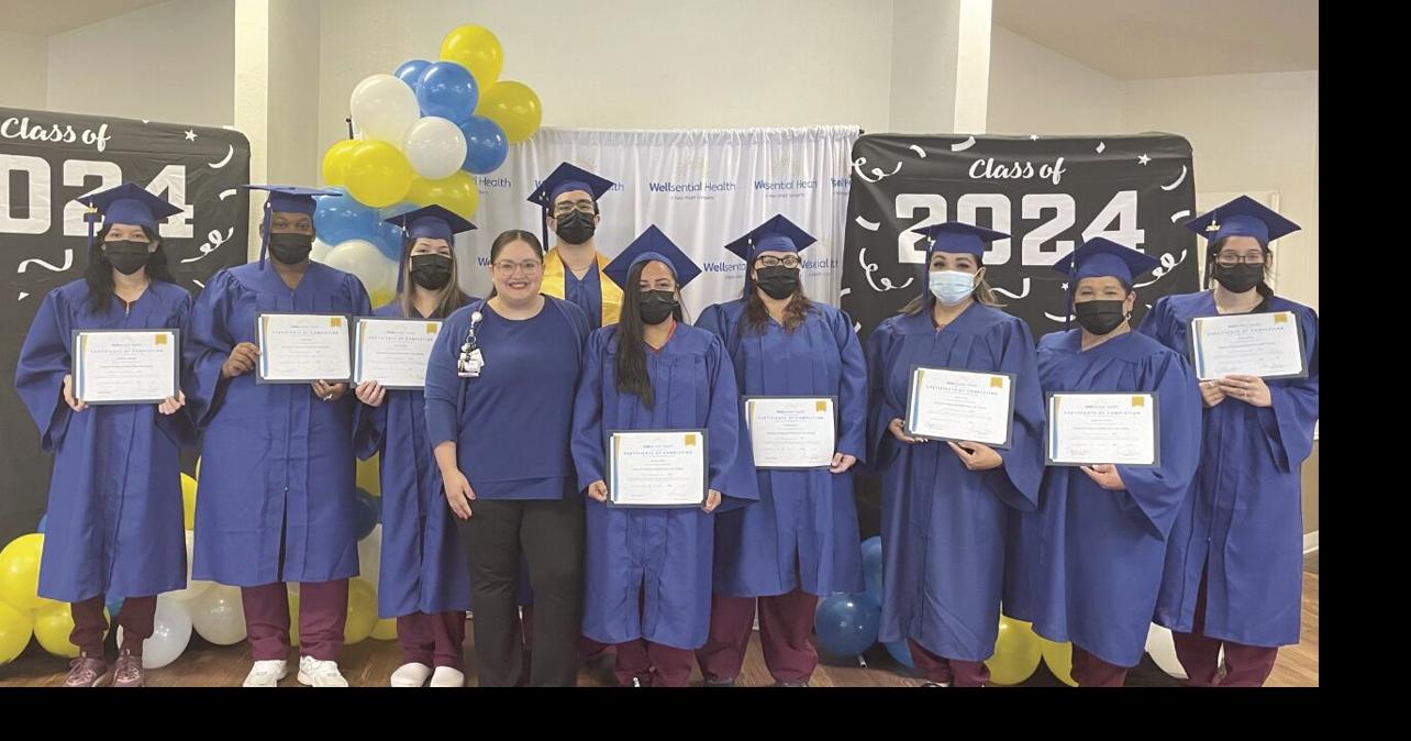 Nine celebrate CNA graduation | News | kingsvillerecord.com