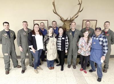 Kingsville Council of the Navy League welcomes new student aviators ...
