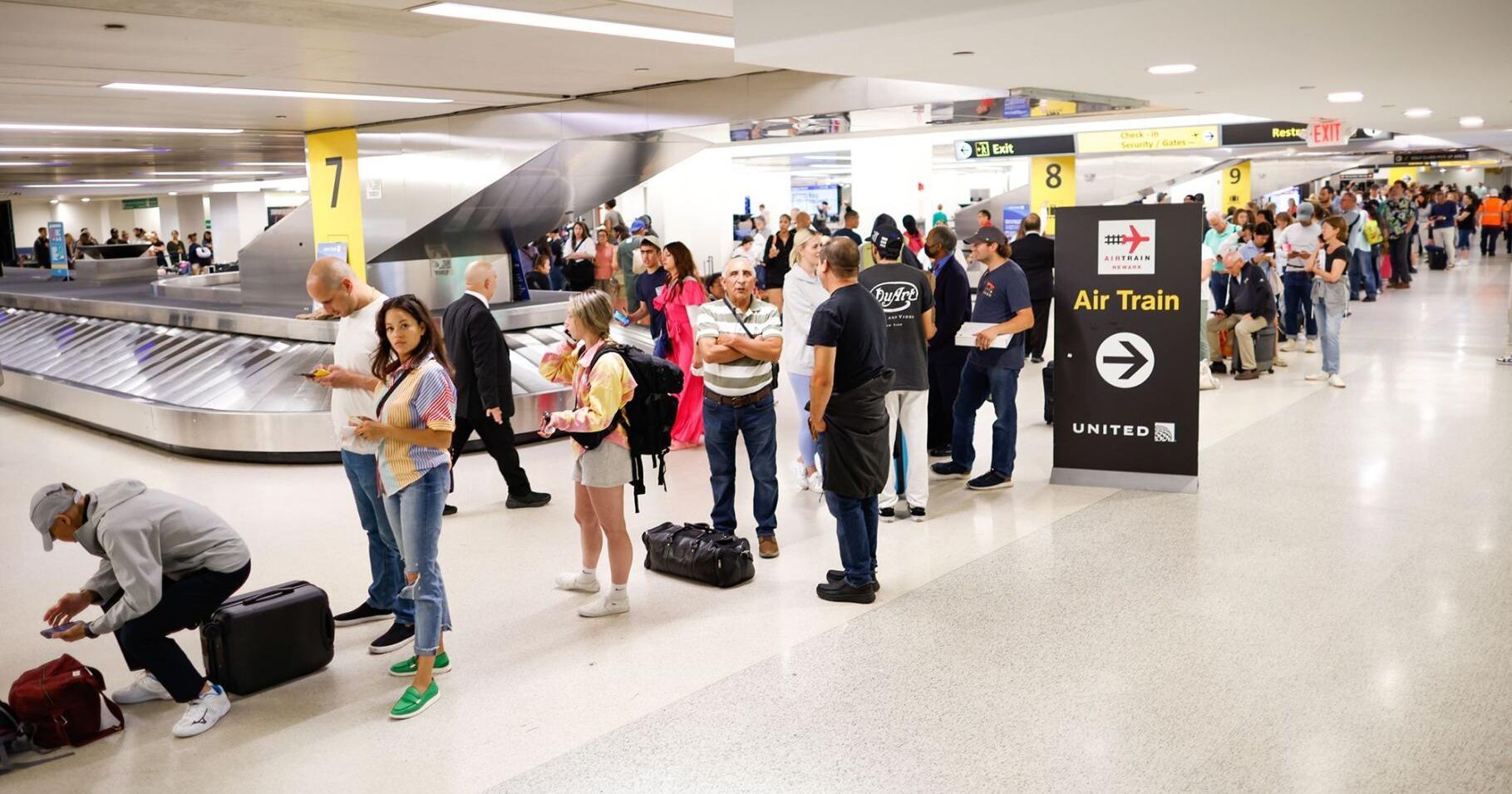 Why airline delays and cancellations are so bad: It's not just the weather | Business - Vimarsana News