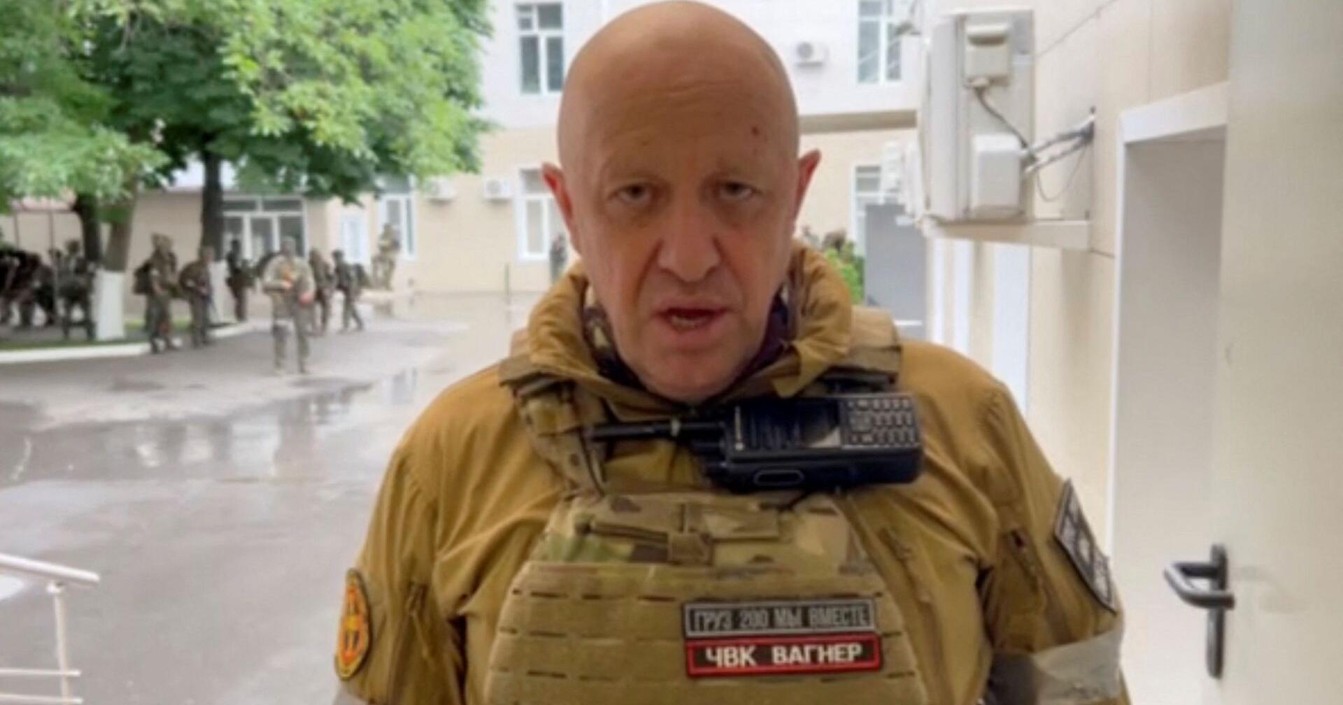 Wagner chief turns on Putin and takes over military facilities in two Russian cities - Vimarsana News