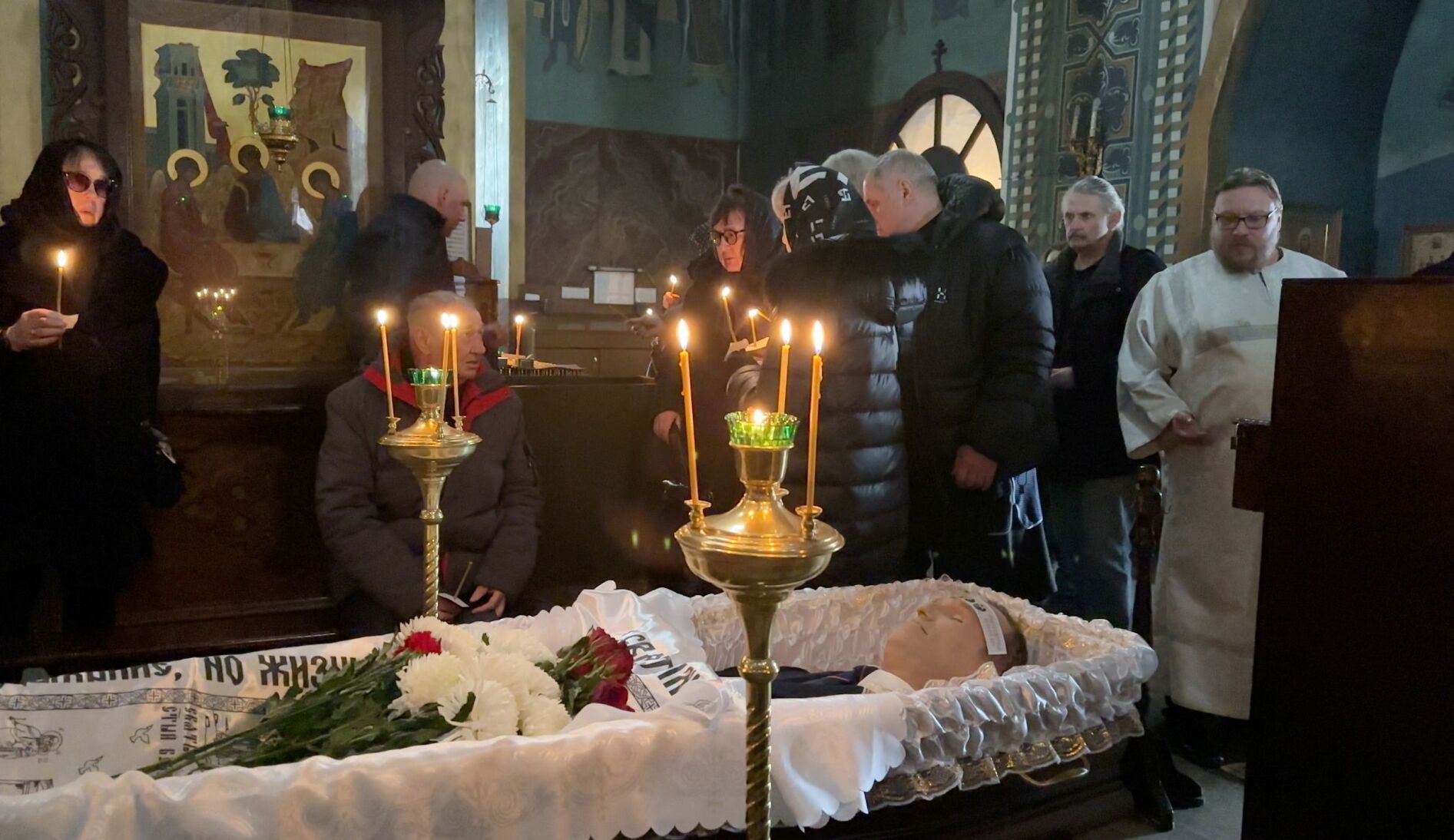 Thousands Gather For Navalny’s Funeral In Moscow Despite Threat Of ...