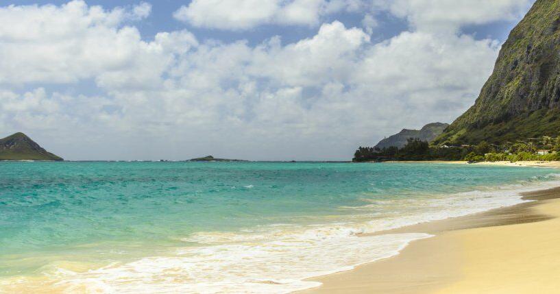 Lifeguard rescues man from rip current at Waimanalo Beach Park