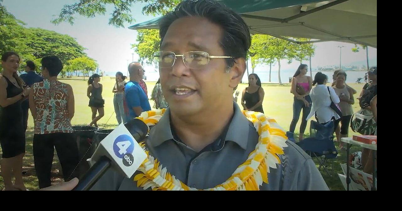 Unvaccinated Hawaiian Airlines flight attendants hope to return to the