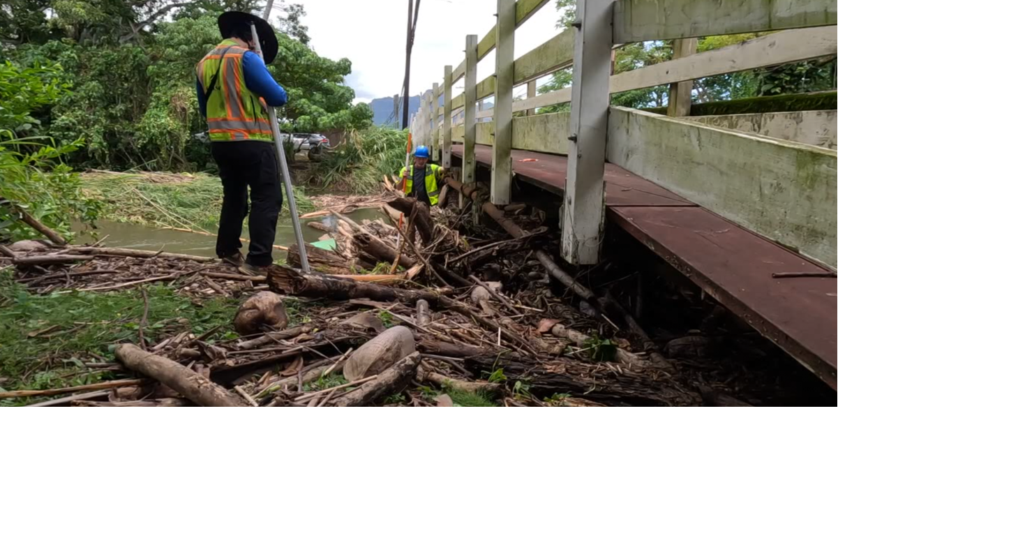 Hawaii DOT continues cleanup from storms while preparing for Kona Low ...