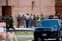Gunman at a Texas elementary school kills 18 students and one ...