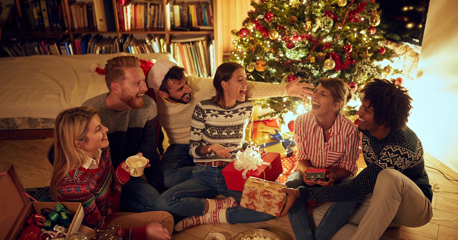 The type of gift people love receiving the most - Vimarsana News