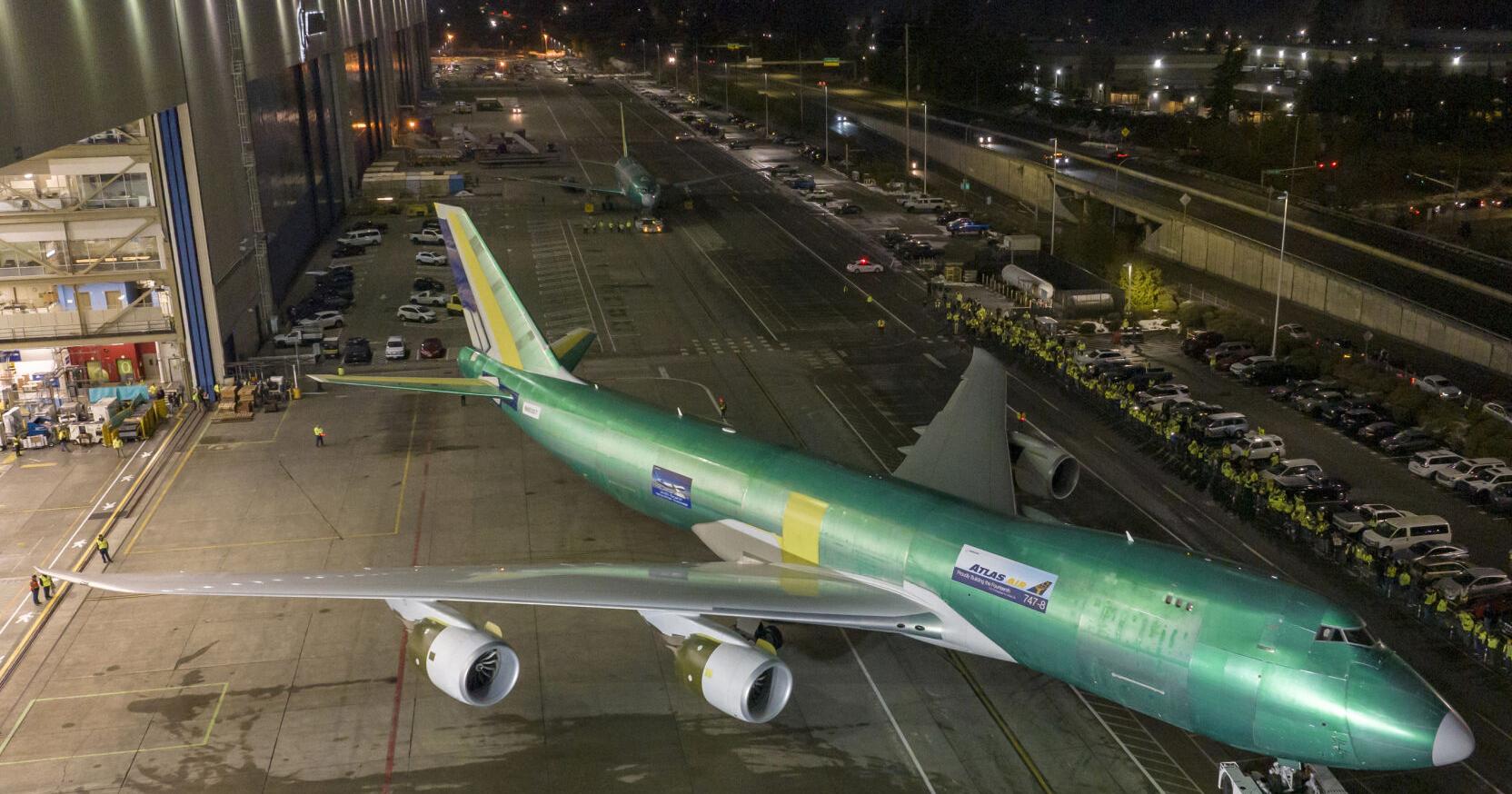 Boeing says farewell to 'Queen of the Skies' with last 747 delivery - Vimarsana News