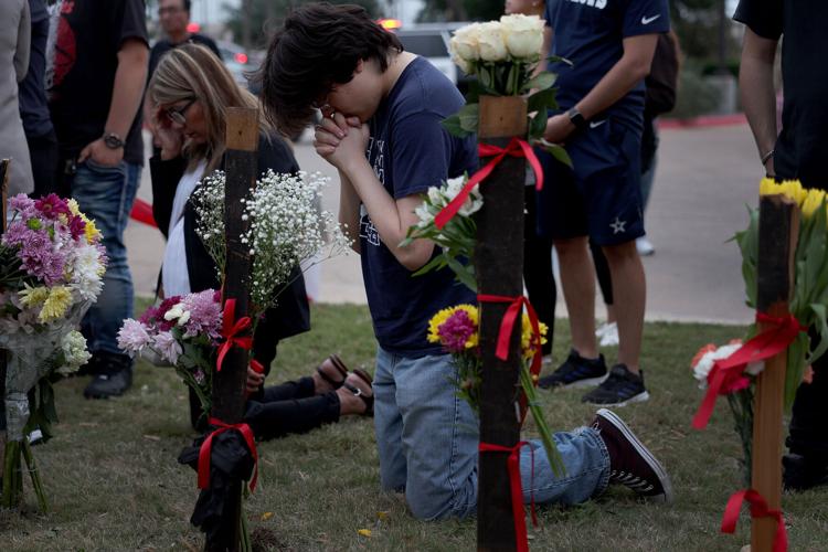 Shooting everywhere': at least 8 killed by gunman at Texas mall; shooter  killed by police