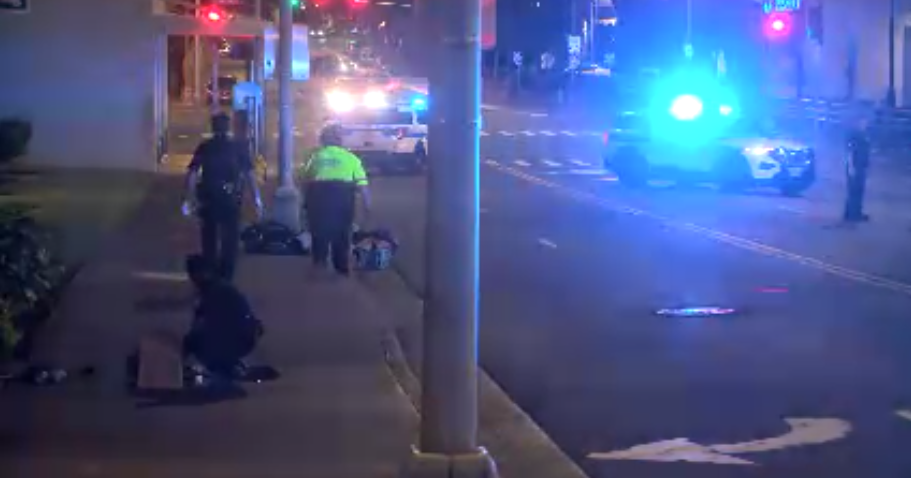 'Machete-wielding' man arrested after incident in Chinatown | Crime ...