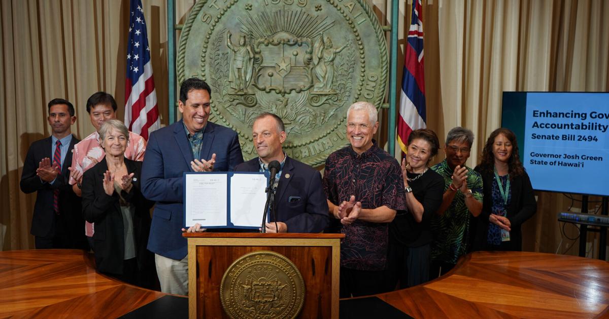 Gov. Green signs anti-corruption bill extending time to prosecute bribery cases