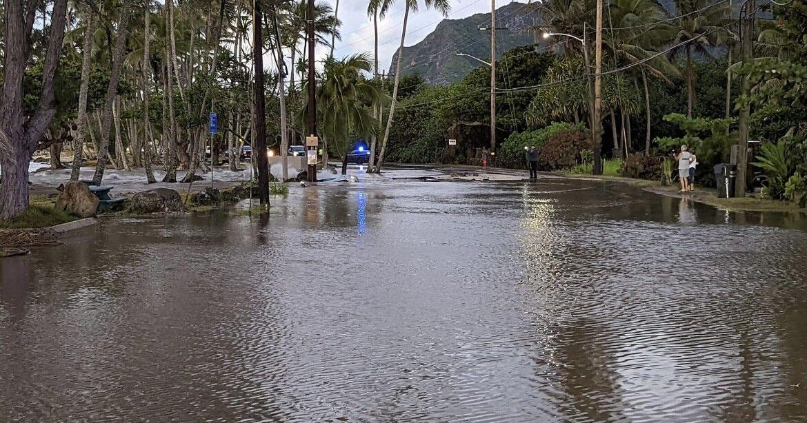UPDATE | Kamehameha Highway fully reopened in Punaluu | Local | kitv.com