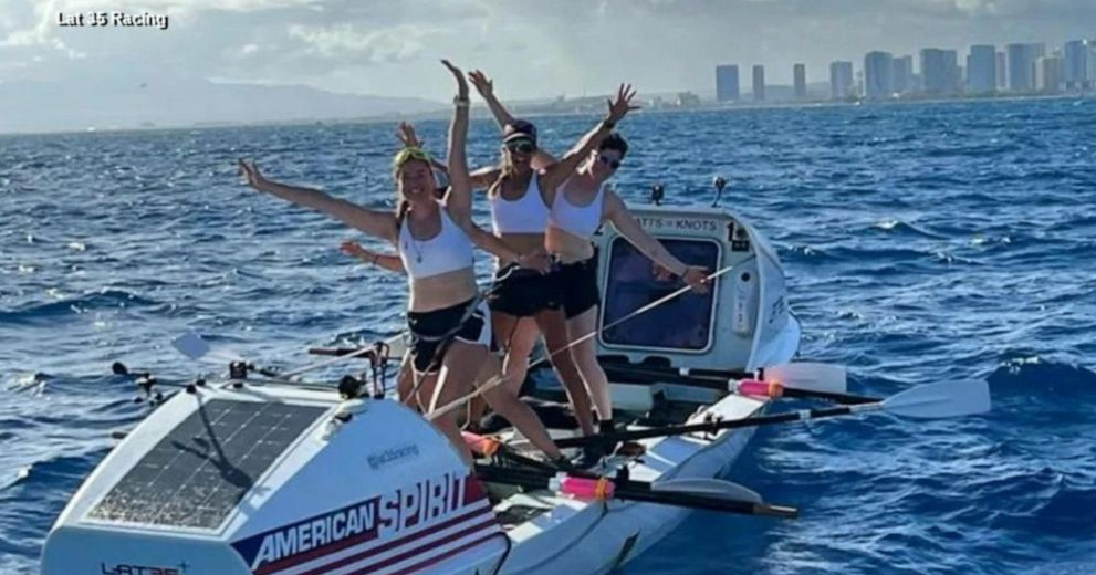 All-female crew breaks women's world record rowing from California to Hawaii - Vimarsana News