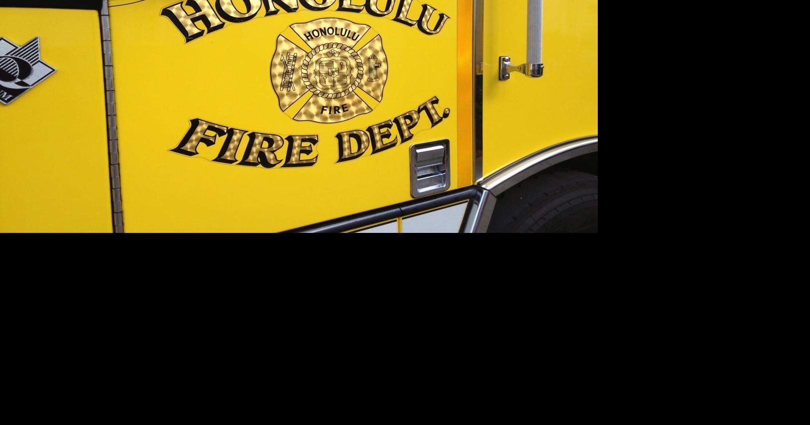 Firefighters extinguish garage fire at an Ewa Beach house