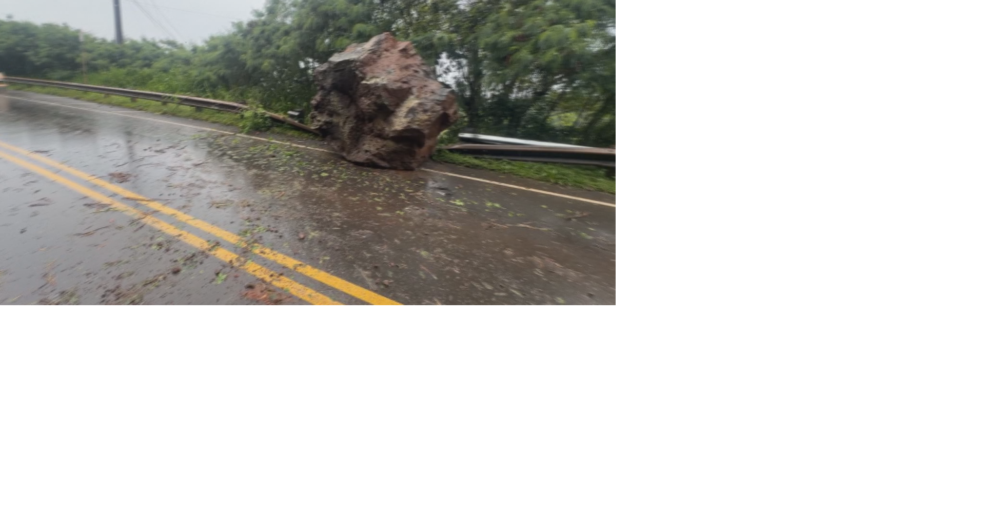 Boulder blocks highway, hurting business on the North Shore