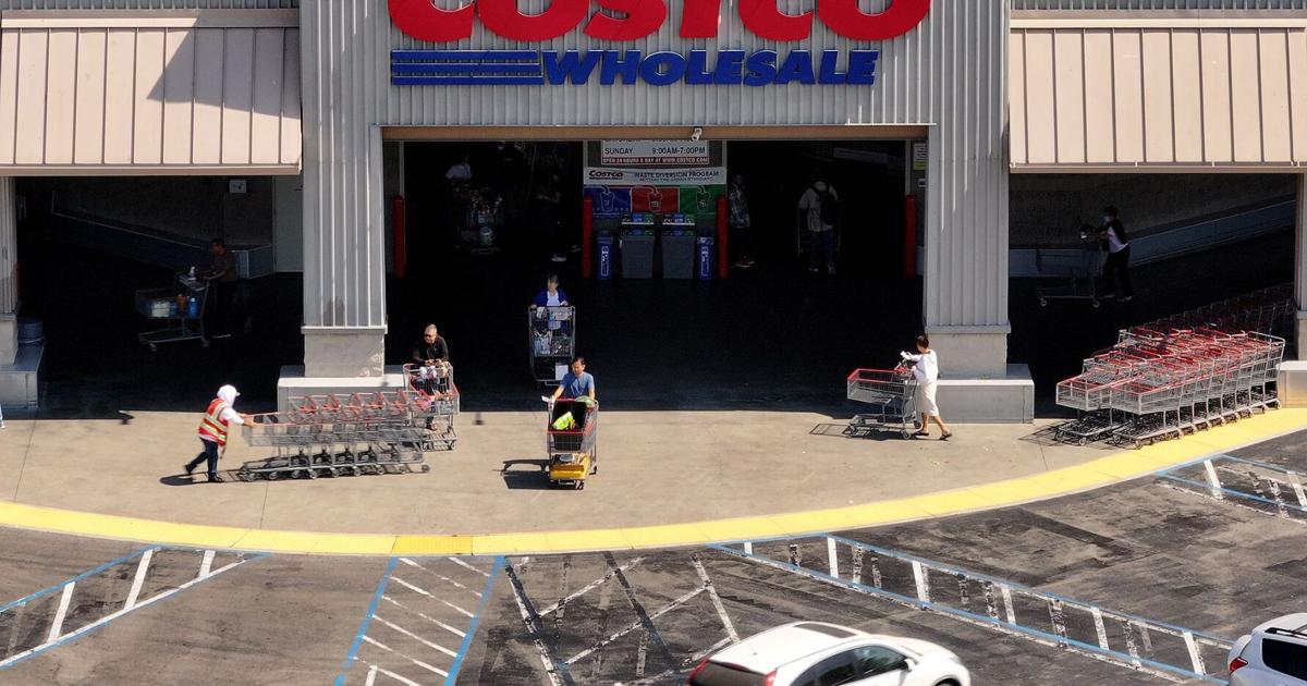 Refrigerant leak prompts evacuation at Iwilei Costco