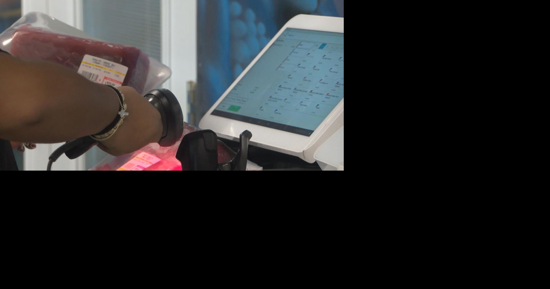 Fresh fish and family: Hawaii welcomes the new year at the counter