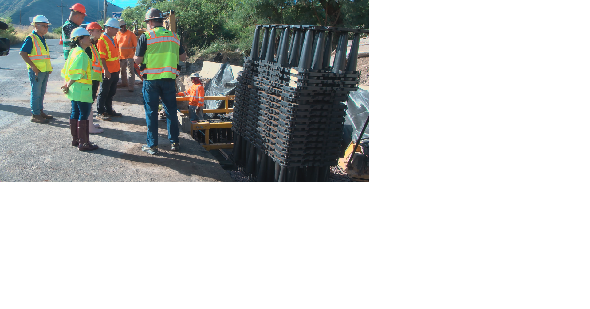Aqua cells underway on Pa'akea Road to prevent future flooding