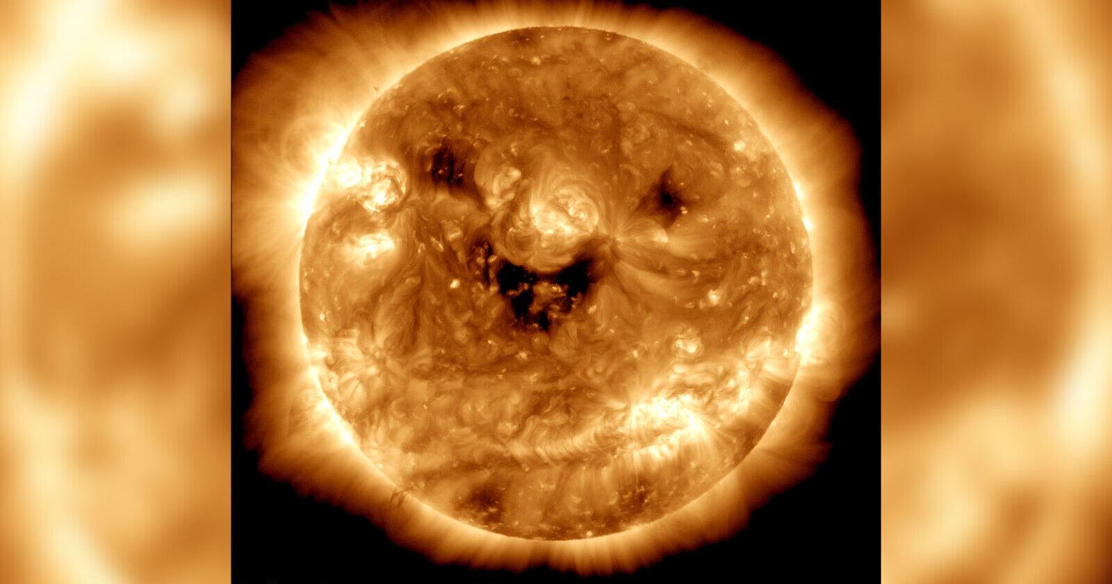 Eerie image of the sun 'smiling' captured by NASA - Vimarsana News