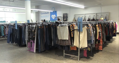 THRIFT WITH ME! ~Alone in a thrift PACKED with Designer Brands