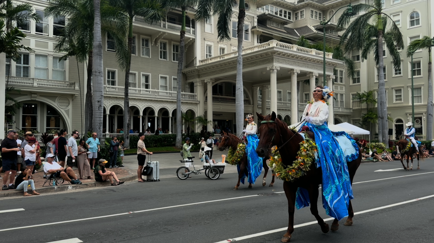 Photo Gallery: Aloha Festivals 78th Annual Floral Parade in Waikiki ...