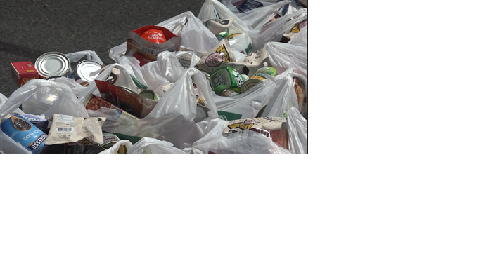 Aloha Harvest holds food distribution in Downtown Honolulu, officials said the need is greater - Vimarsana News