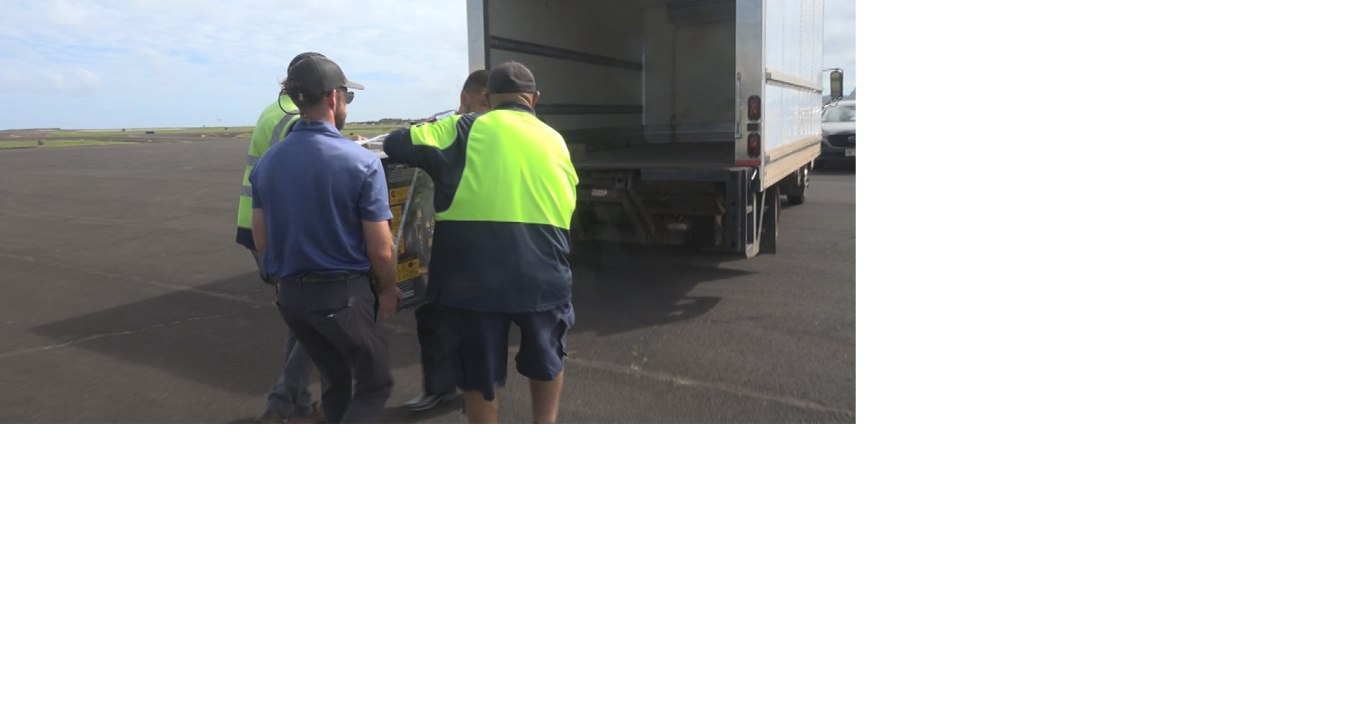 Helicopters turn cargo service as generators, food fly to Kauaʻi to support storm recovery