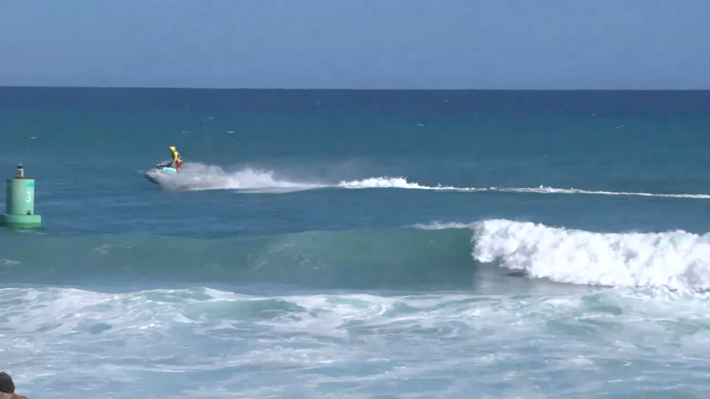 Bodyboarder rescued in near drowning at Point Panic in Kakaako | News |  kitv.com