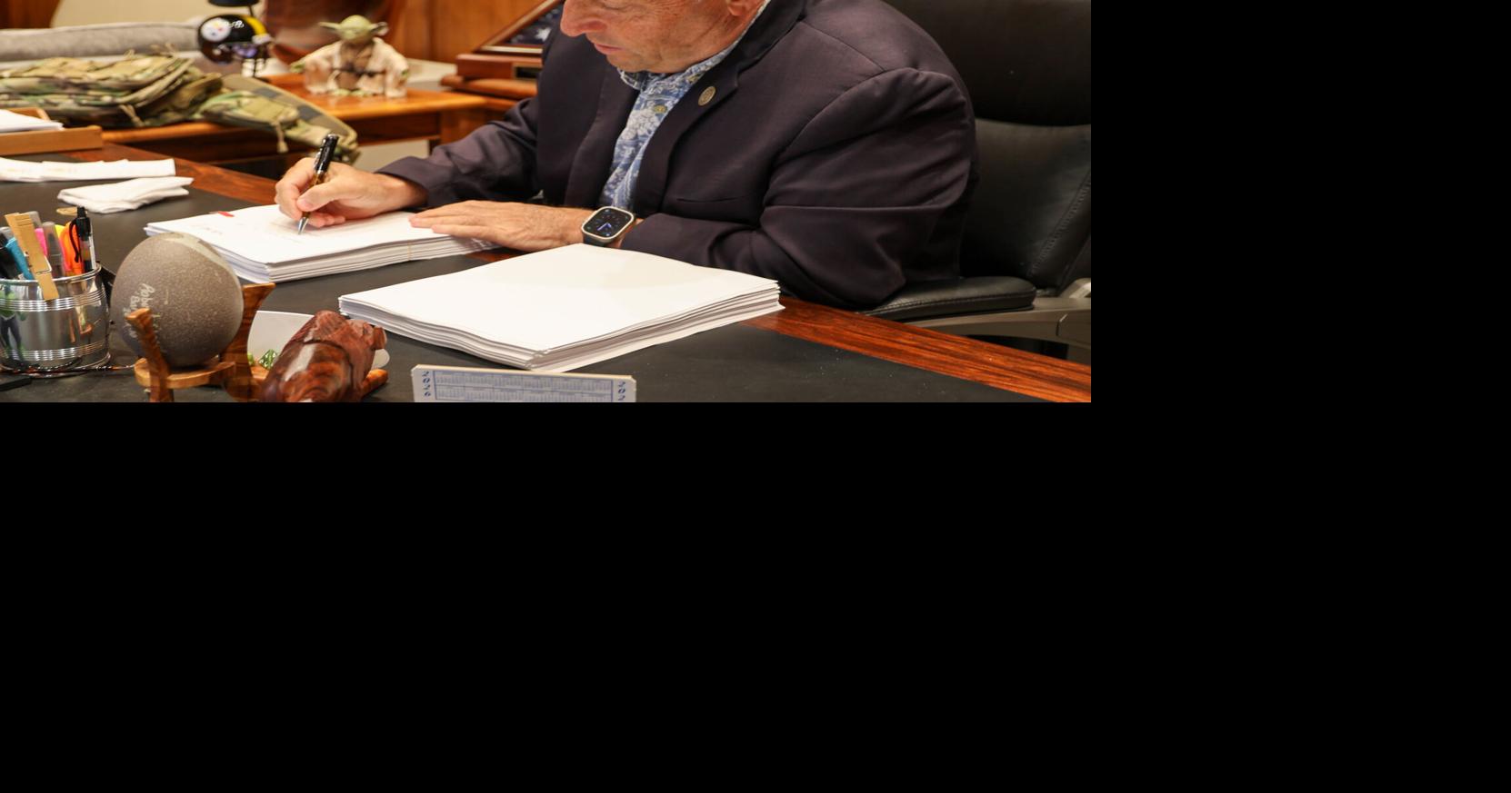 Gov. Green signs 2 budget bills, reviews 4 bills on Intent-to-Veto list from 2026 session
