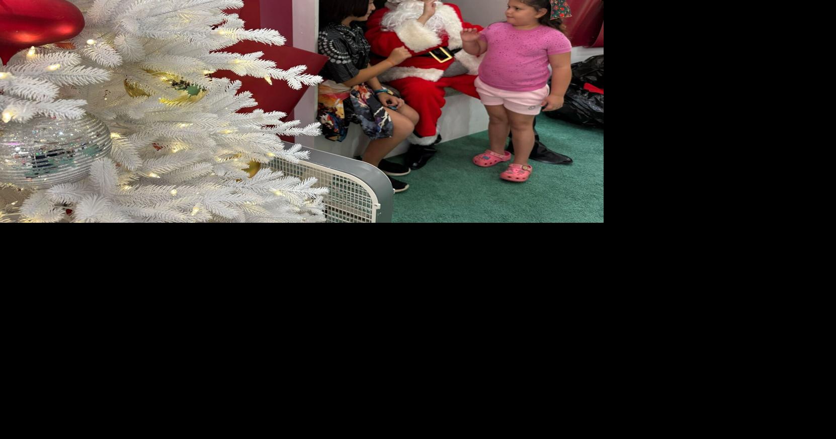 Deaf Santa brings holiday joy to Hawaii's deaf community