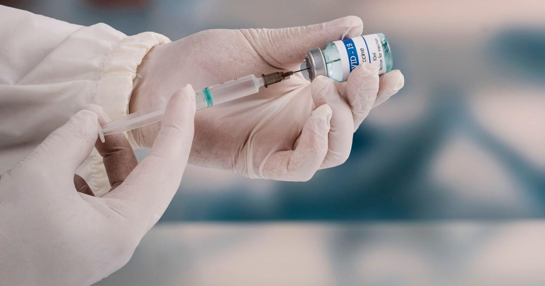 FDA vaccine advisers vote unanimously in favor of updated Covid-19 shot for fall - Vimarsana News