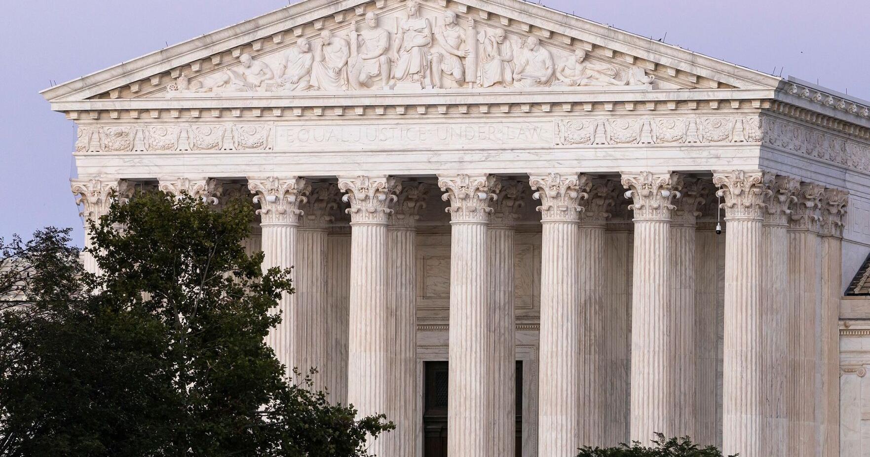 Trump urges Supreme Court to restart deportations to countries with poor human rights records
