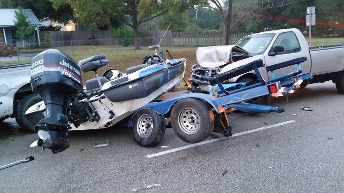 Subject and object questions worksheets. Subject questions в английском языке. предложения с because и so. The room clean yesterday. I saw an accident yesterday two people.