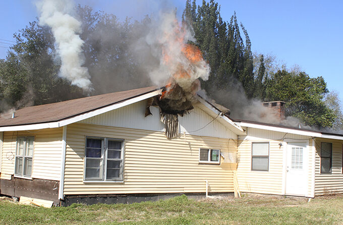 Sunday morning fire destroys home north of Jasper | Local News | kjas.com