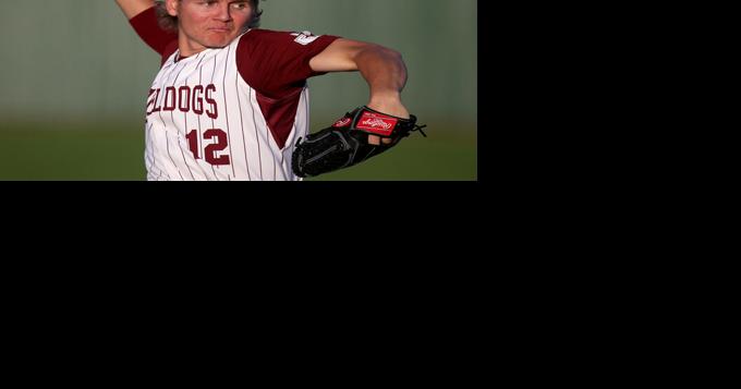 Dawgs drop a close game to the Rusk Eagles - Vimarsana News