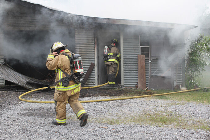 Fire breaks out in outbuilding behind home | Local News | kjas.com