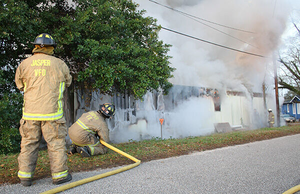 Early morning fire destroys Jasper home | Local News | kjas.com