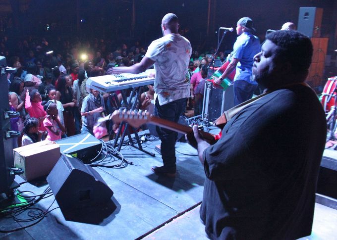 J. Paul, Jr. and the Zydeco Nubreeds rock the arena | Local News | kjas.com