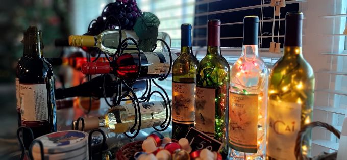 Jasper Wine Shop & Bistro, serving up Italian fare with local wine ...
