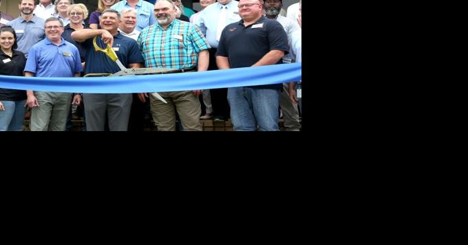 Georgia-Pacific officials cut the ribbon after major expansion at Pineland facility - Vimarsana News