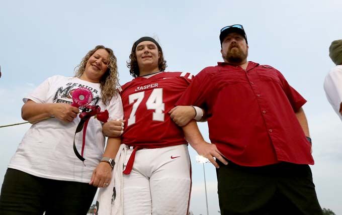 Dawgs Tame Wildcats For First Win 21- 8 | Local Sports | kjas.com