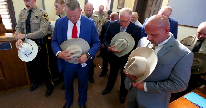Officials in Jasper County take oaths of office and at the same time ...