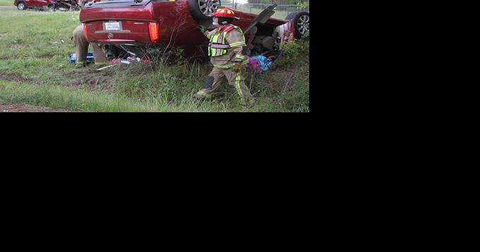Four people injured in two vehicle crash near Dixie Community - Vimarsana News