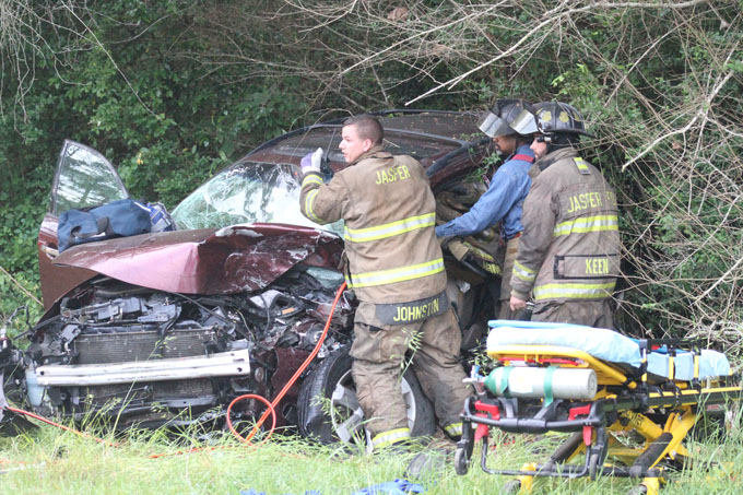 Two Go To The Hospital After Head On Collision | Local News | Kjas.com