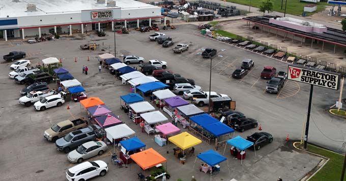 The Jasper Farmer's Market is once again up and running offering treats from the garden